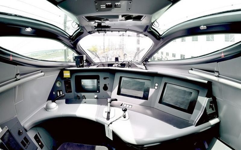 Alfa X Shinkansen cabin